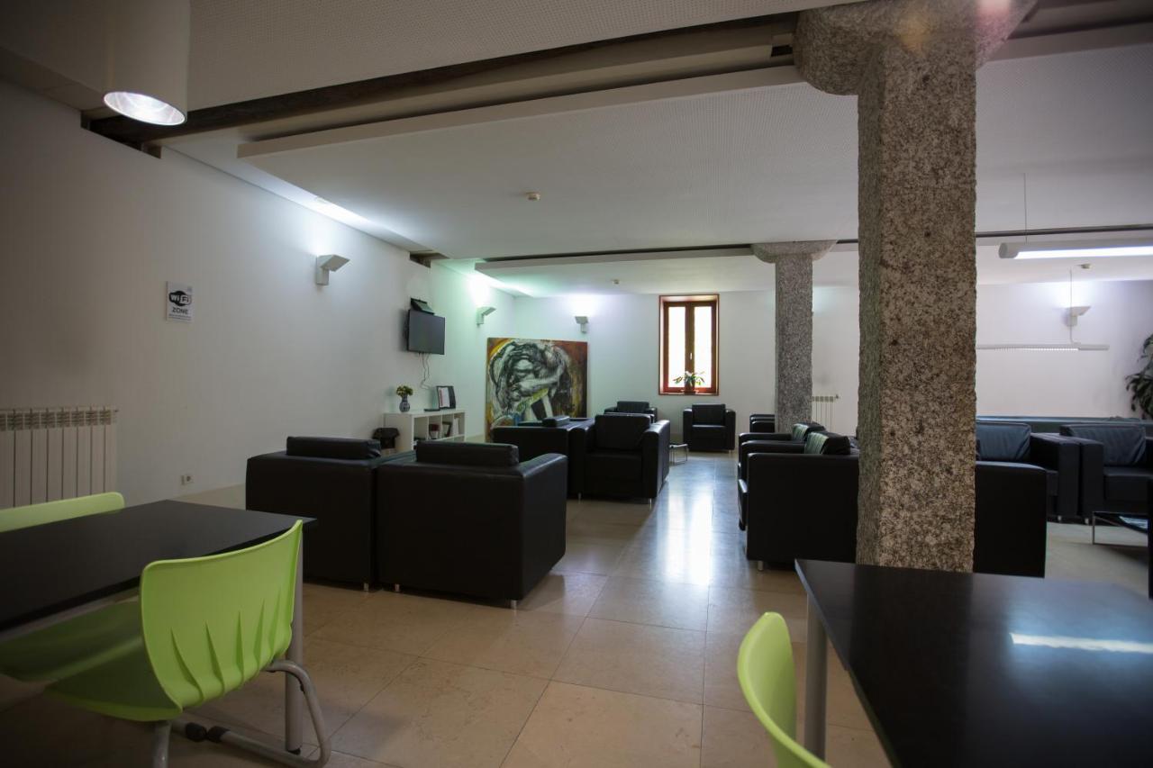Hi Guimaraes - Pousada De Juventude Экстерьер фото